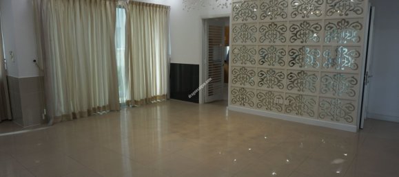 300m² House in Thu Duc, Vietnam No. 10546 8