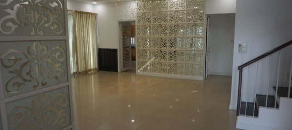 300m² House in Thu Duc, Vietnam No. 10546 9