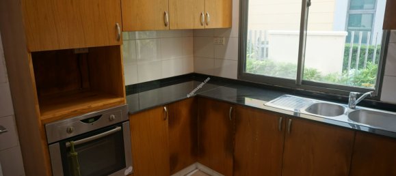 300m² House in Thu Duc, Vietnam No. 10546 3