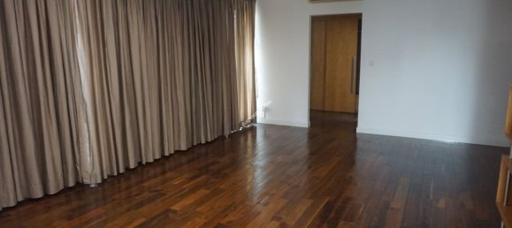 300m² House in Thu Duc, Vietnam No. 10546 20