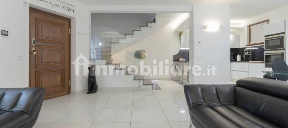Villa T3 em Lainate, Italy N.º 22913 27