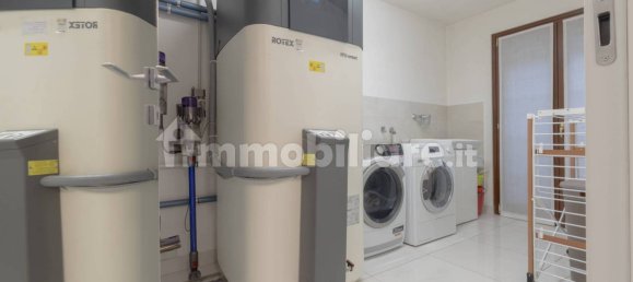 Villa T3 em Lainate, Italy N.º 22913 12