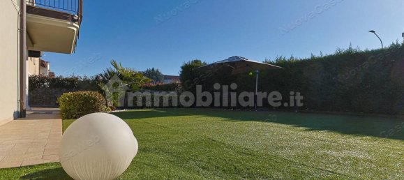 Villa T3 em Lainate, Italy N.º 22913 30
