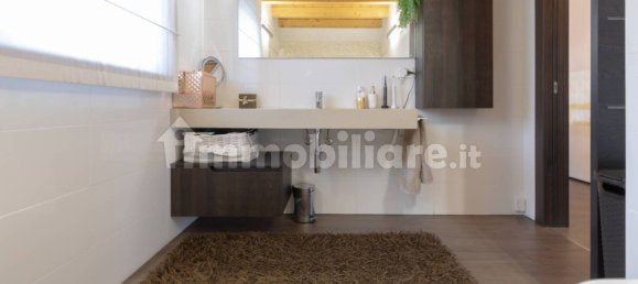 Villa T3 em Lainate, Italy N.º 22913 51