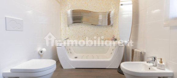Villa T3 em Lainate, Italy N.º 22913 50