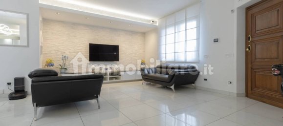 Villa T3 em Lainate, Italy N.º 22913 19