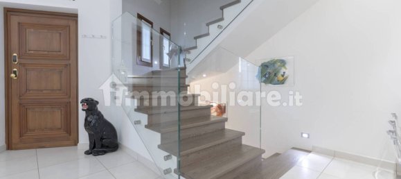 Villa T3 em Lainate, Italy N.º 22913 40