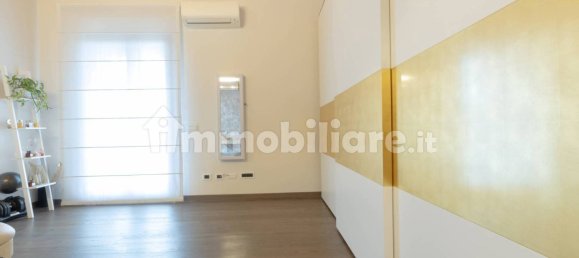 Villa T3 em Lainate, Italy N.º 22913 43