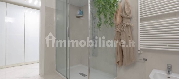 Villa T3 em Lainate, Italy N.º 22913 10