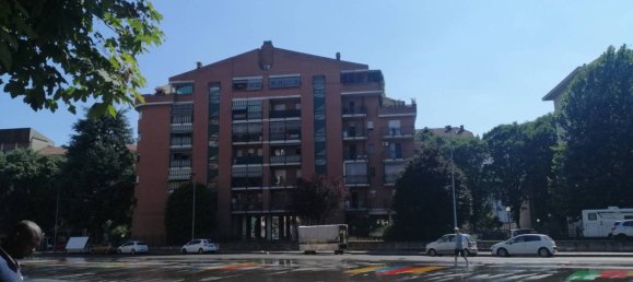 4 Schlafzimmer Wohnung in Turin, Italy, Nr. 296369 2