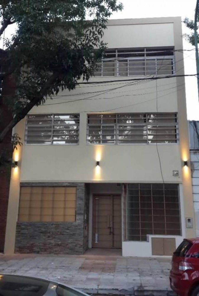 600m² Office in Buenos Aires, Argentina No. 106108