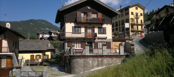 4 rooms Apartment in Brusson, Italy No. 254655 4