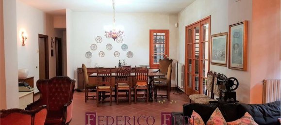 Apartamento T6 em Prato, Italy N.º 377851 25