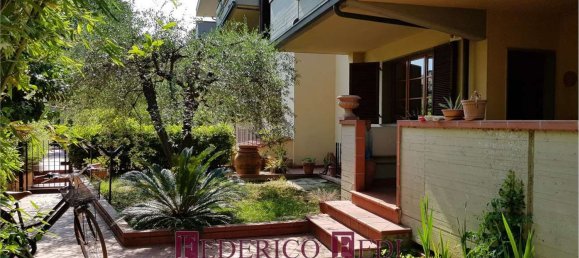 Apartamento T6 em Prato, Italy N.º 377851 2