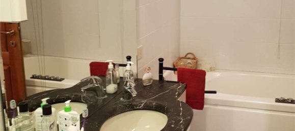 Apartamento T6 em Prato, Italy N.º 377851 18