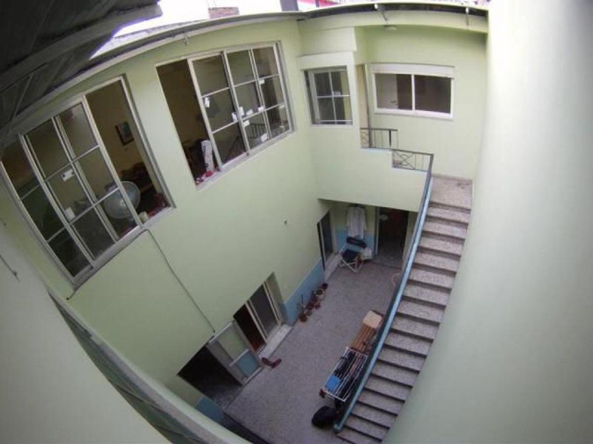 5 bedrooms House in Buenos Aires, Argentina No. 77458