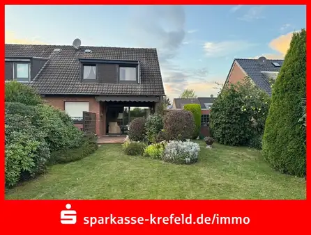 Таунхаус с 3 спальнями в Крефельд, Германия № 288497