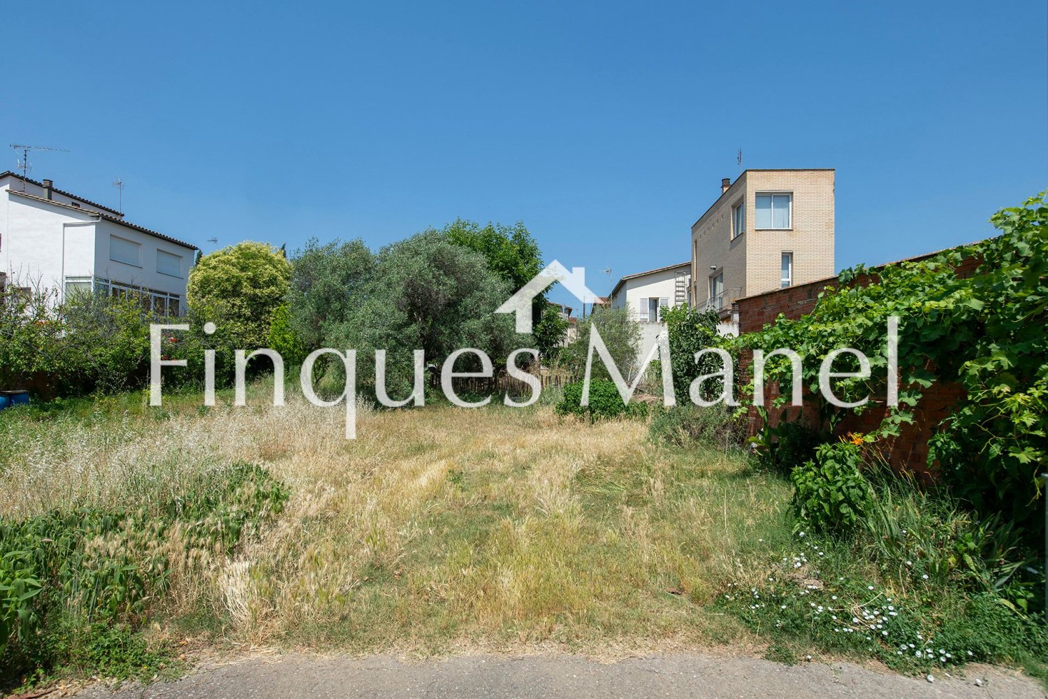 460m² Land in Banyoles, Spain No. 228894