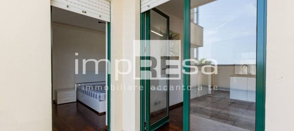 Apartamento de 2 dormitorios en Pordenone, Italy No. 332775 37