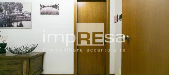 Apartamento de 2 dormitorios en Pordenone, Italy No. 332775 5