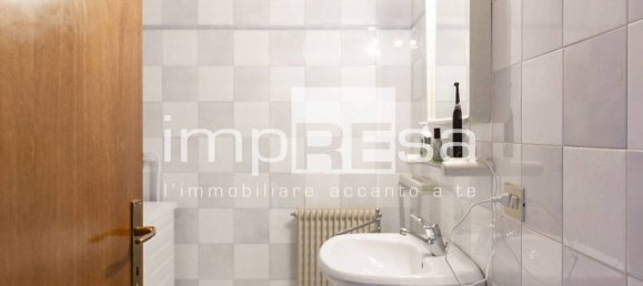 Apartamento de 2 dormitorios en Pordenone, Italy No. 332775 31