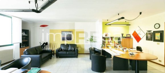 Apartamento de 2 dormitorios en Pordenone, Italy No. 332775 3