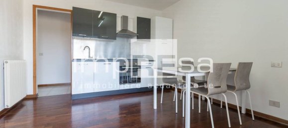 Apartamento de 2 dormitorios en Pordenone, Italy No. 332775 27