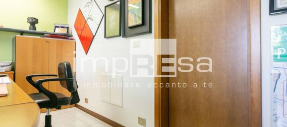 Apartamento de 2 dormitorios en Pordenone, Italy No. 332775 11