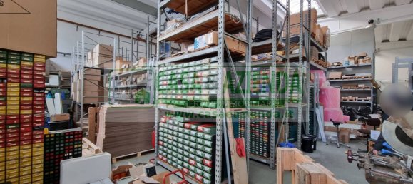 3-Zimmer Lagerhaus in Vimodrone, Italy, Nr. 160907 10