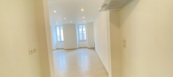 4 rooms Apartment in Limoux, France No. 300484 3