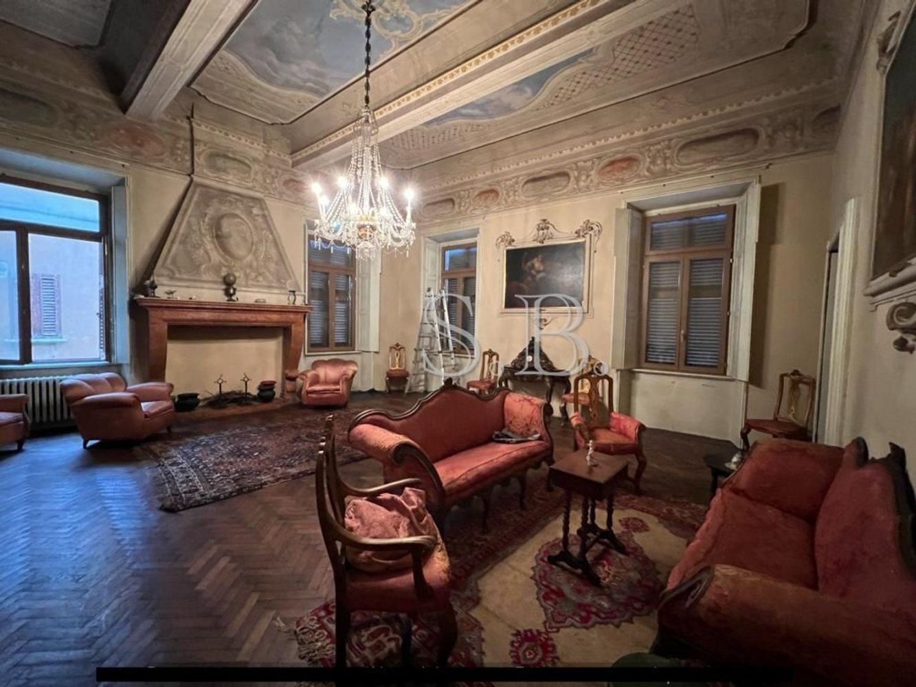 Gebäude in Mantua, Italy 630m², Nr. 363377