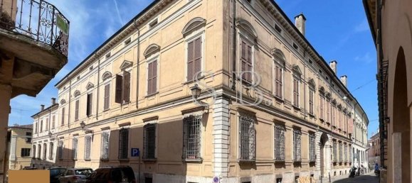 Gebäude in Mantua, Italy 630m², Nr. 363377 3