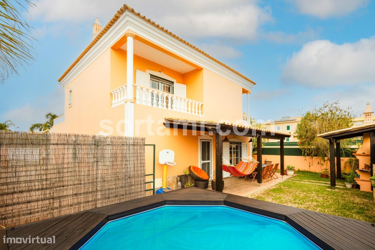 4 bedrooms House in Montenegro, Portugal No. 111434