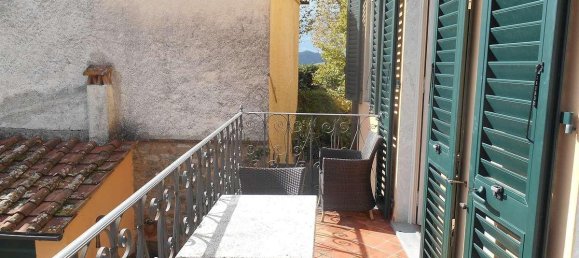 Вилла с 3 спальнями в Лукка, Италия № 184 5