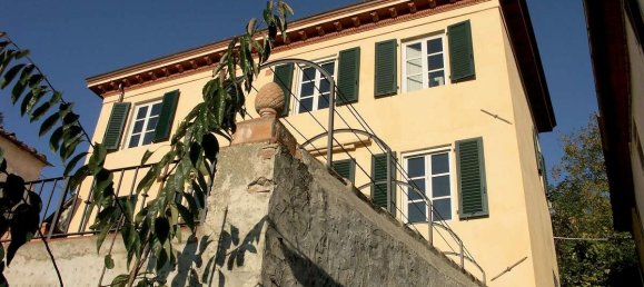 Вилла с 3 спальнями в Лукка, Италия № 184 3