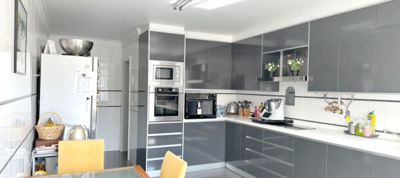 3 bedrooms Apartment in Lisbon, Portugal No. 138128 5