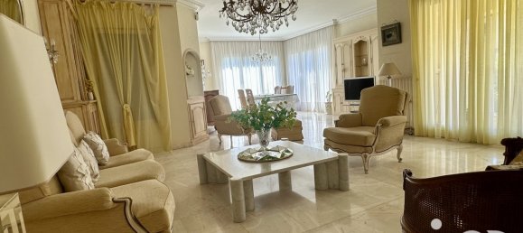 4 bedrooms House in Narbonne, France No. 297669 2