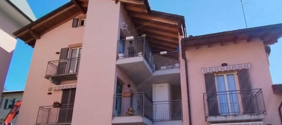 2-salle Appartement à Varese, Italy No. 38111 6