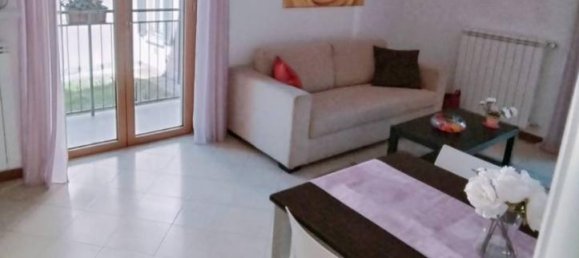 2-salle Appartement à Varese, Italy No. 38111 30