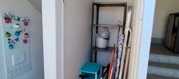 2-salle Appartement à Varese, Italy No. 38111 7