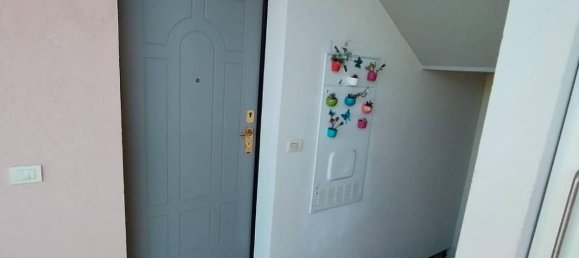 2-salle Appartement à Varese, Italy No. 38111 9