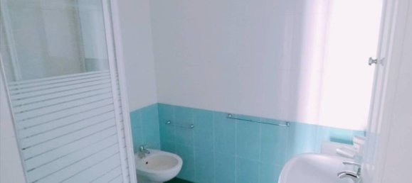 2-salle Appartement à Varese, Italy No. 38111 25