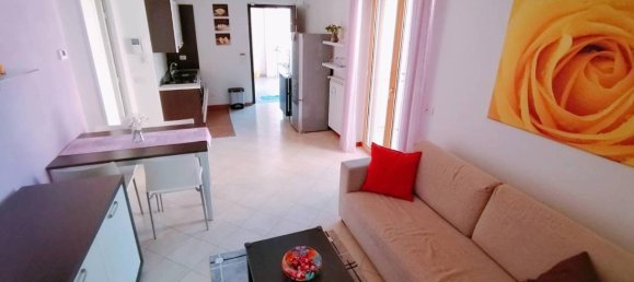 2-salle Appartement à Varese, Italy No. 38111 11