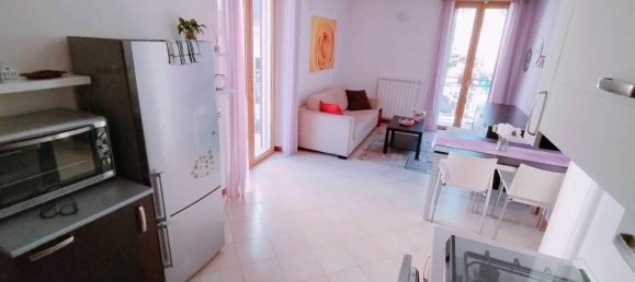 2-salle Appartement à Varese, Italy No. 38111 15