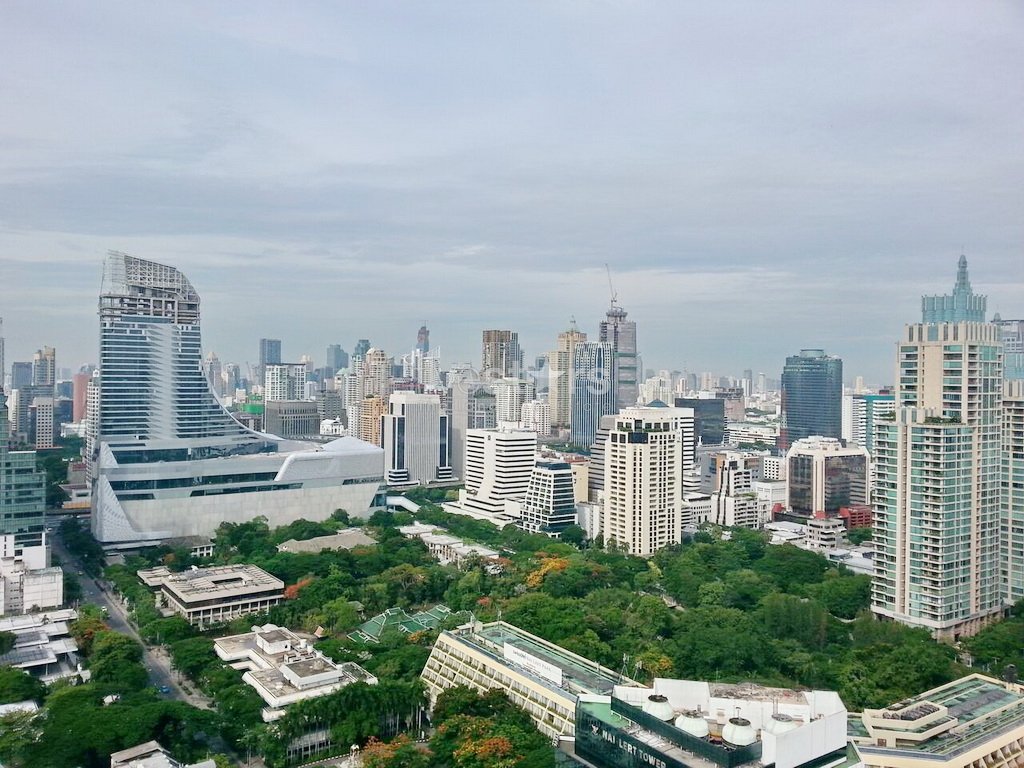 2 bedrooms Condo in Bangkok, Thailand No. 7668