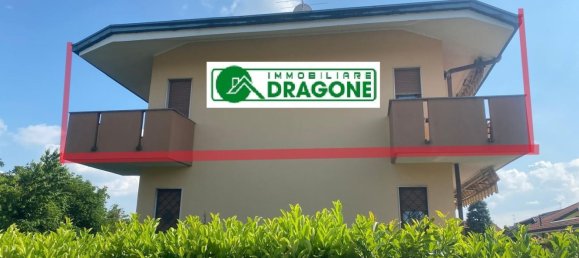 3 bedrooms Apartment in Seregno, Italy No. 378437 3