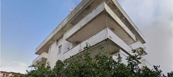 5 rooms Apartment in Tortora, Italy No. 183941 4