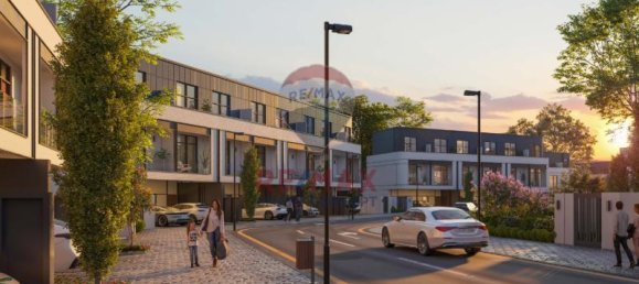 4 bedrooms Townhouse in Dubai Land, UAE No. 55545 4