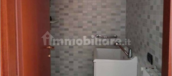 2 bedrooms Apartment in Dalmine, Italy No. 270295 8