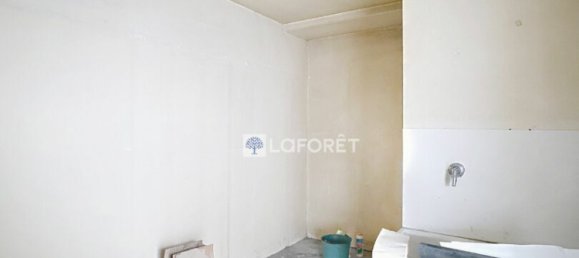 547m² Commercial property in Fecamp, France No. 293891 8